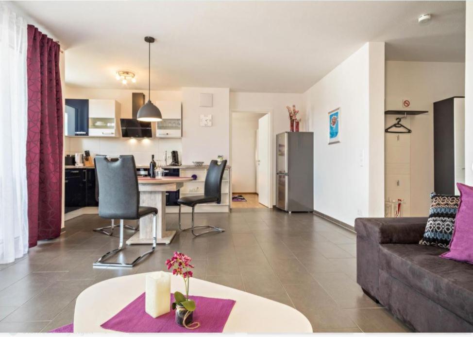 Iluna Friedrichshafen Bagian luar foto